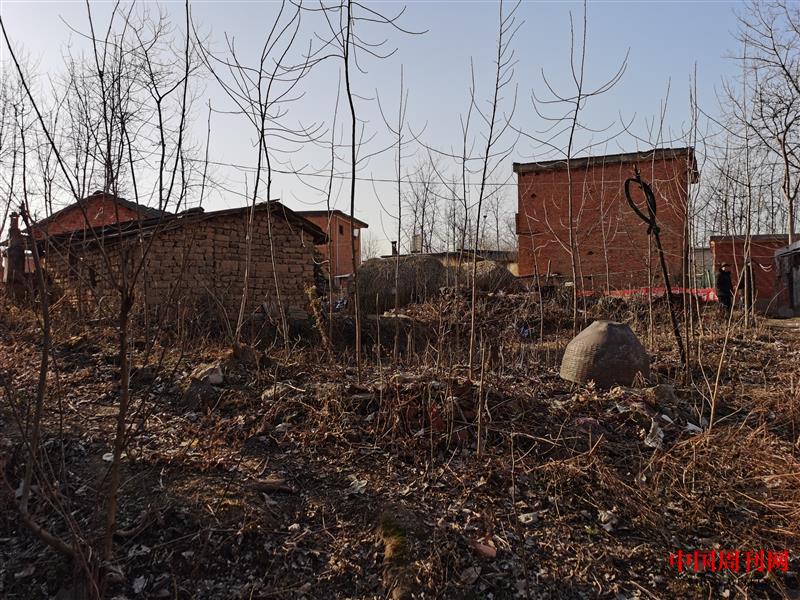 8墓地遺址的遠觀照.jpg