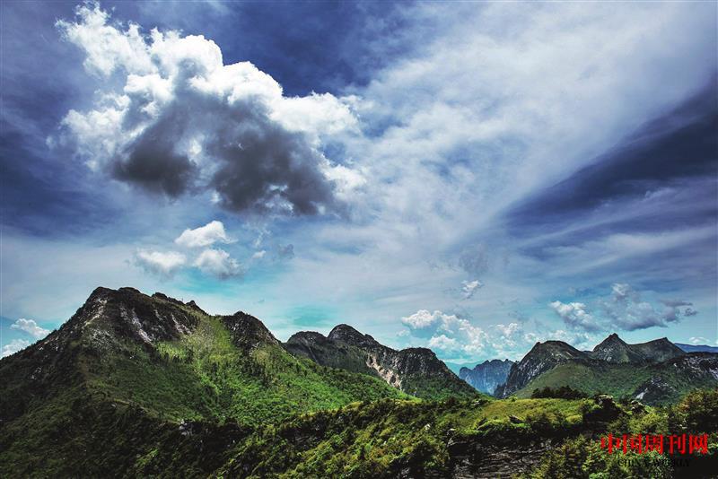 秦嶺露鹿角梁.JPG