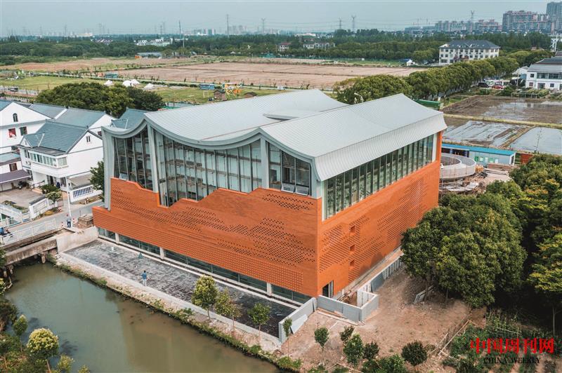 沈陸村建造中的“憶紅居”.jpg