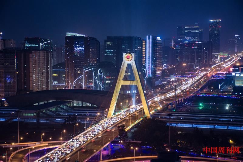攝圖網_500717046_成都繁華都市夜景(企業商用).jpg